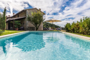 Charming Tuscan Villa with Stunning Seaview & Pool, Culla
